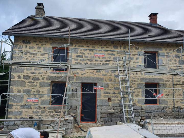 Remise en état de la façade Auzances 